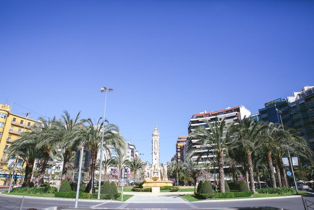 The Lucky Flats - Poeta Quintana Daire Alicante Dış mekan fotoğraf